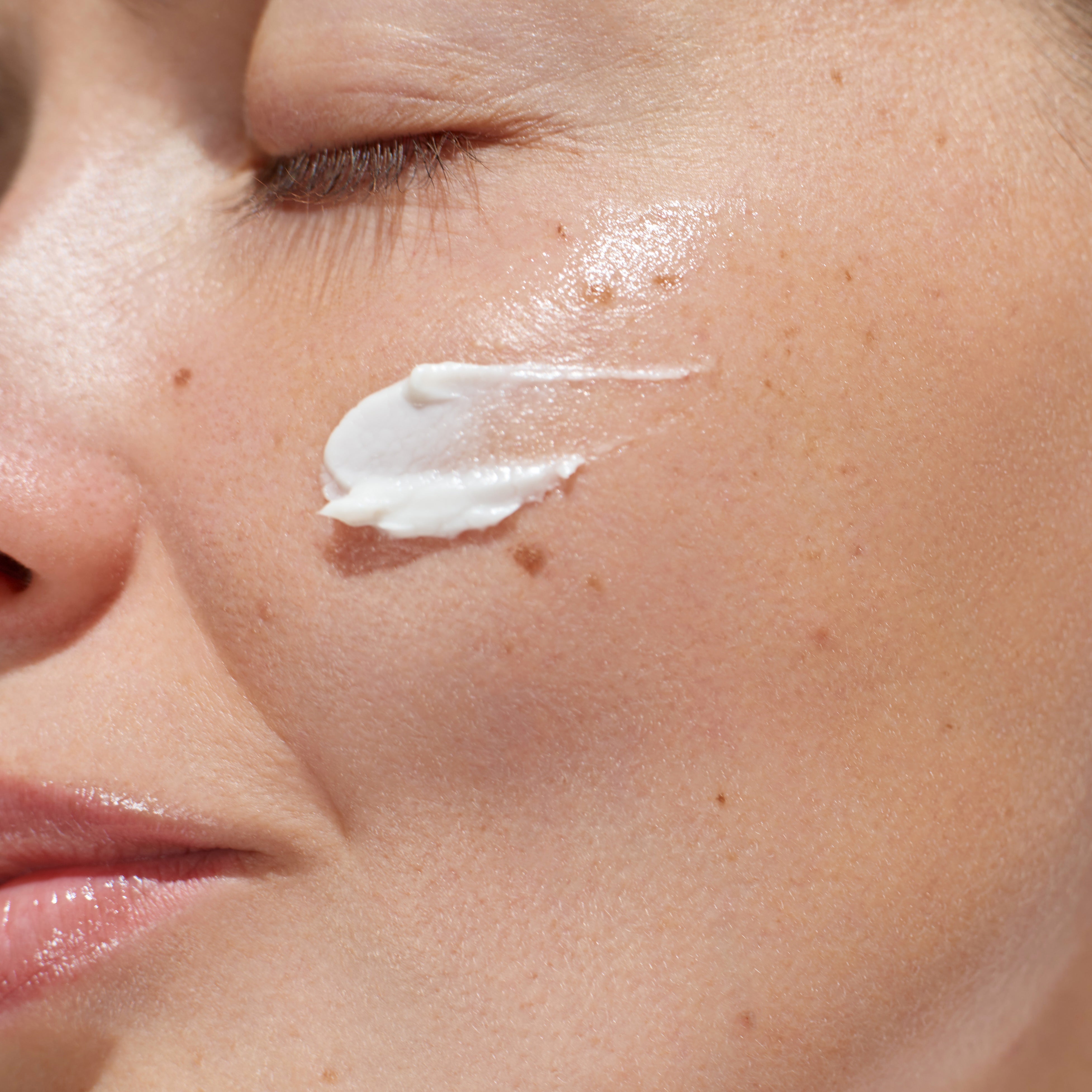 Facts & Myths About Common Skincare Needs