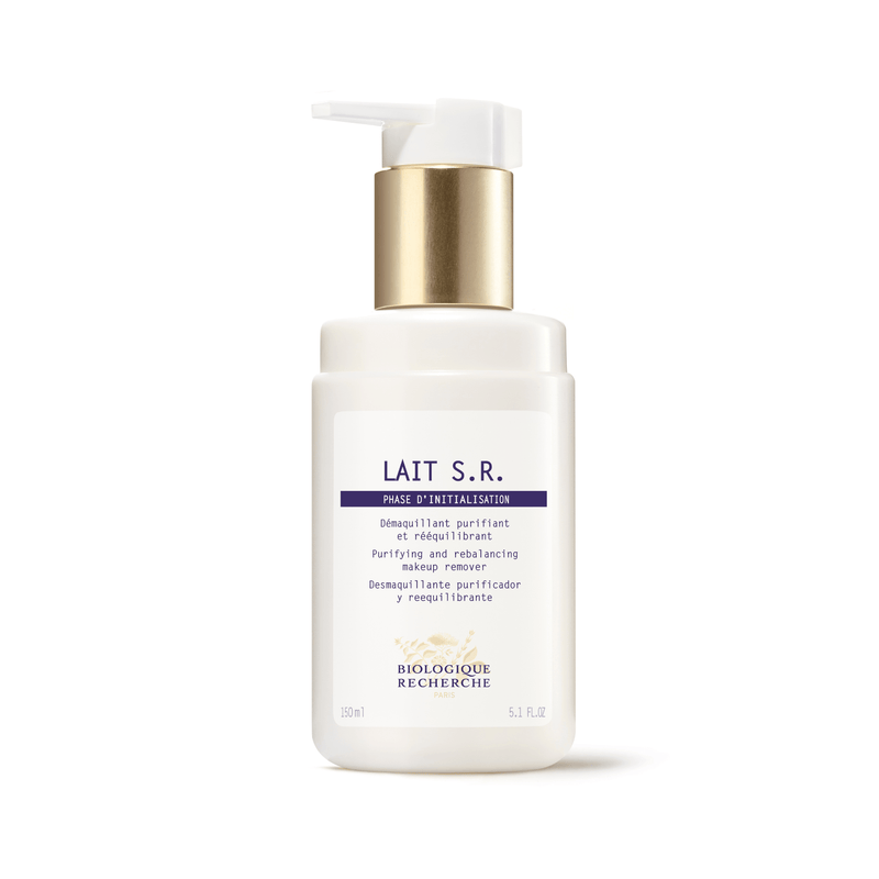 Biologique Recherche Lait S.R is a milky, comforting and mattifying facial cleanser.